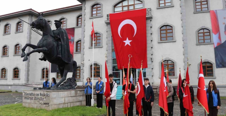 Oltu'da 19 Mayıs Bayramı Coşkusu Kutlandı