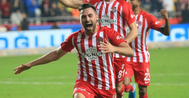 Olympiakos Sinan Gümüş'ün Peşinde!