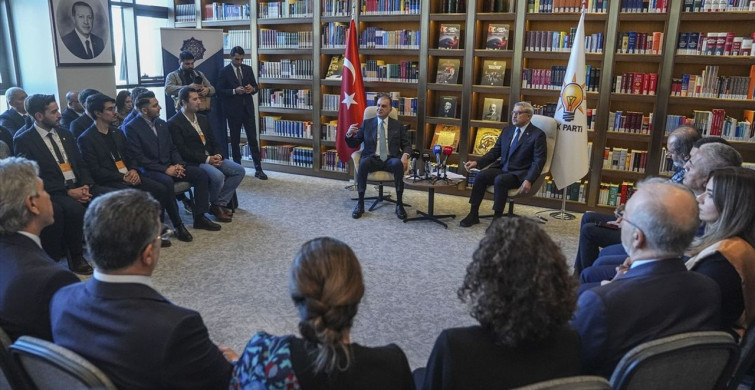 Ömer Çelik'ten Kütüphane Sohbetleri Programında Önemli Açıklamalar