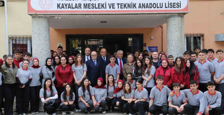 Ömer Yıldız'dan Eğitim Sektörüne Değerli Dokunuş