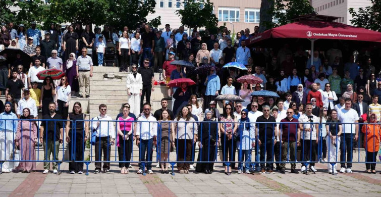 OMÜ ziraat fakültesi’nde mezuniyet coşkusu: 210 genç mühendis kep fırlattı