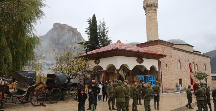 Onbeşliler Dizisinde Şehit Yakınları ve Gazilerin Duygusal Rolü