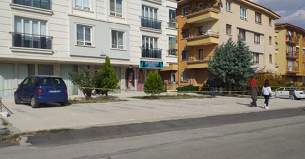 Önce Karısını Öldürdü Sonra Polise Teslim Oldu