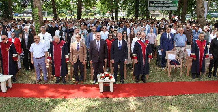 Ondokuz Mayıs Üniversitesi'nde mezuniyet sevinci