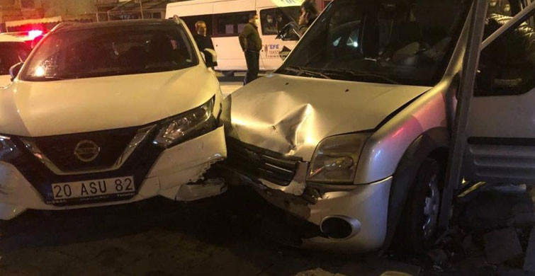 Önüne Çıkan Köpeği Ezmemek İçin Otomobillere Çarptı