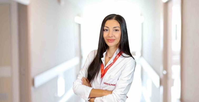 Op. Dr. Oğur: Gebelikte yüzme güvenli ancak her anne adayı için uygun olmayabilir