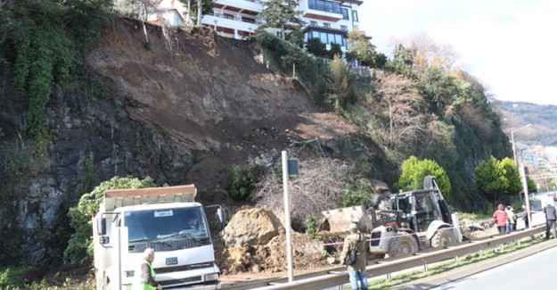   Ordu Belediye Başkanı Güler'den 'Heyelan' Açıklaması