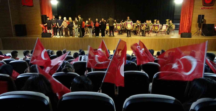 Ordu Bölge Bandosu Adıyaman'da Coşkulu Konser Verdi