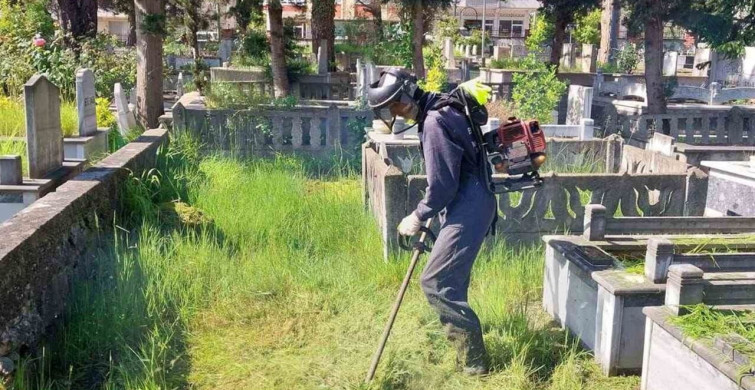 Ordu Mezarlıkları Bayrama Hazırlanıyor