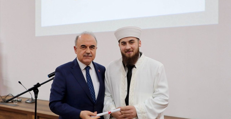 Ordu'da Aday Din Görevlileri Mezuniyet Programı