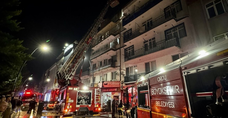 Ordu'da Apartman Çatısında Yangın: 5 Kişi Hastaneye Sevk Edildi