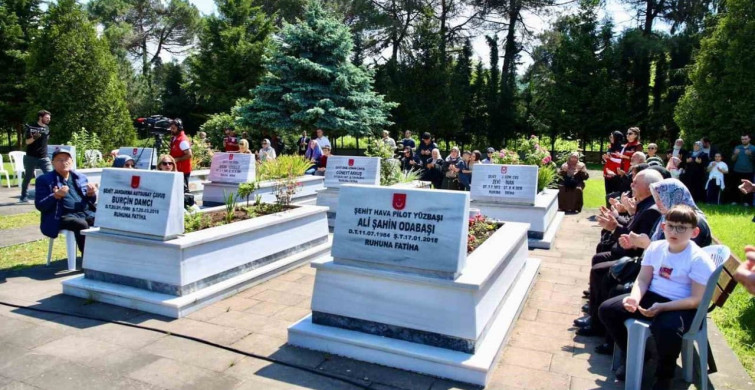Ordu'da Arefe Günü Şehitler Dualarla Anıldı