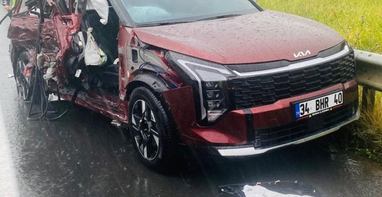 Ordu'da sağanak nedeniyle 3 aracın karıştığı trafik kazasında 6 kişi yaralandı