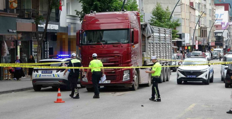 Ordu'da tırın çarptığı yaya ağır yaralandı