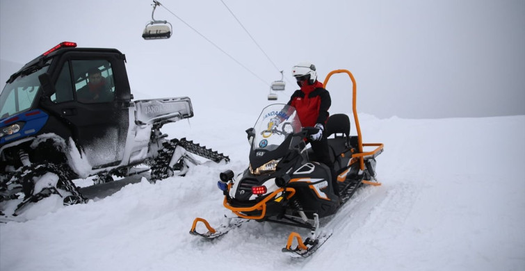 Ordu'daki JAK Timi, Çambaşı Kayak Merkezi'nde Hayat Kurtarıyor