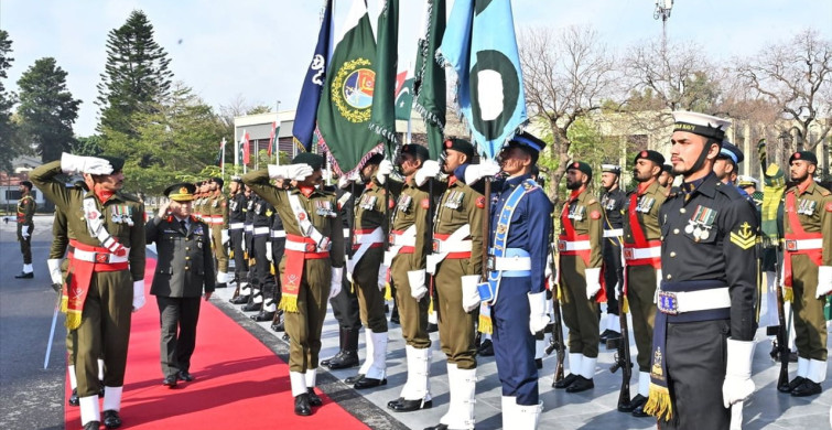 Orgeneral Bayraktaroğlu'nun Pakistan Ziyareti