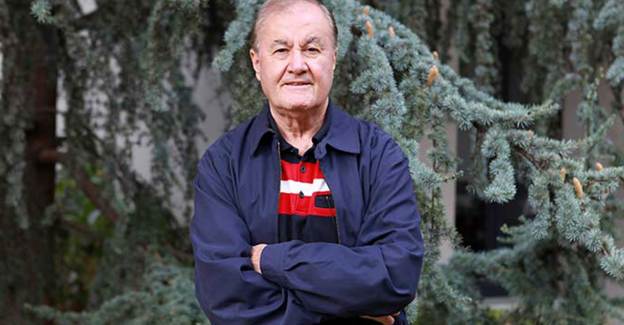 Orhan Ayhan Kimdir?