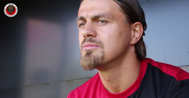 Orhan Şam Futbol Hayatını Bitirdi!