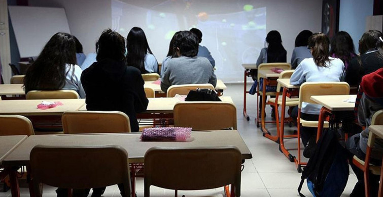 Ortaokul ve liselerde ilk kez geçerli olacak: ortak yazılı sınavlar uygulamaya başlandı