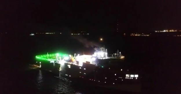 Oruç Reis Çanakkale Boğazı'ndan Geçti