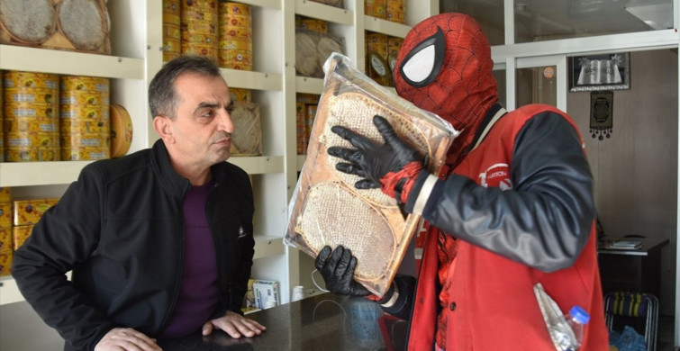 Örümcek Adam Türkiye'yi Geziyor: Ayaz Salih Koç Bitlis'te