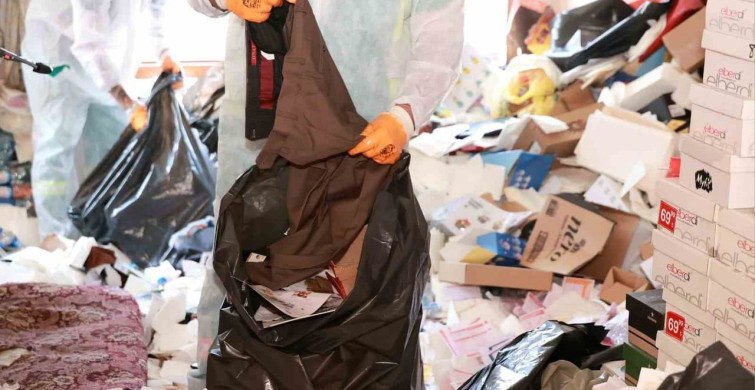 Osmangazi Belediyesi'nden Çöp Ev Temizliği