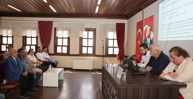 Osmangazi'de çocuk işçiliğine karşı sempozyum düzenlendi