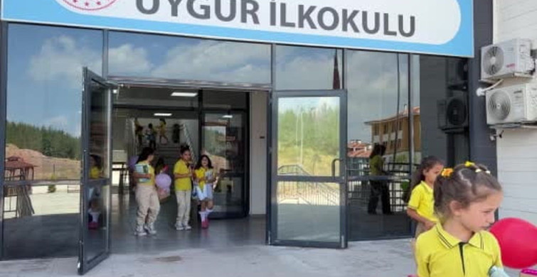 Osmaniye'de 137 bin öğrenci karne aldı