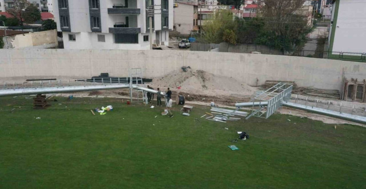 Osmaniye'de 7 Ocak Stadyumu Yeniden İnşa Ediliyor