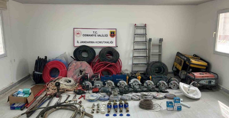 Osmaniye'de AFAD Köy Evlerinden Hırsızlık: İki Şüpheli Tutuklandı