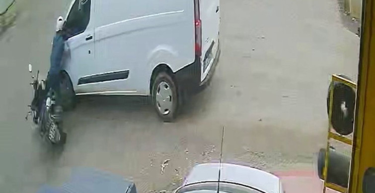 Osmaniye’de minibüsle çarpışan motosikletli yaralandı