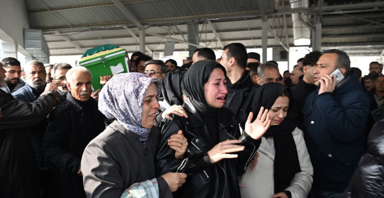Osmaniye'de Otobüsün Tıra Çarpması Sonucu 2 Ölü Defnedildi