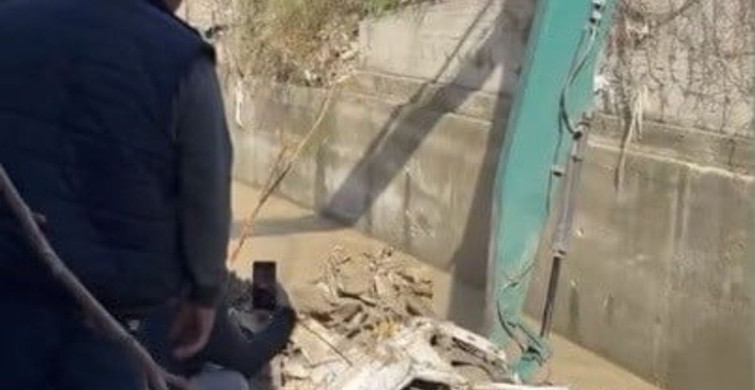 Osmaniye'de Sel Sonrası Minibüs Bulundu