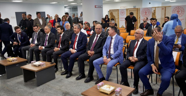 Osmaniye'de Yeni Bir Halk Kütüphanesi Açıldı
