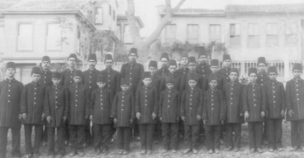 Osmanlı’da Askeri Okul