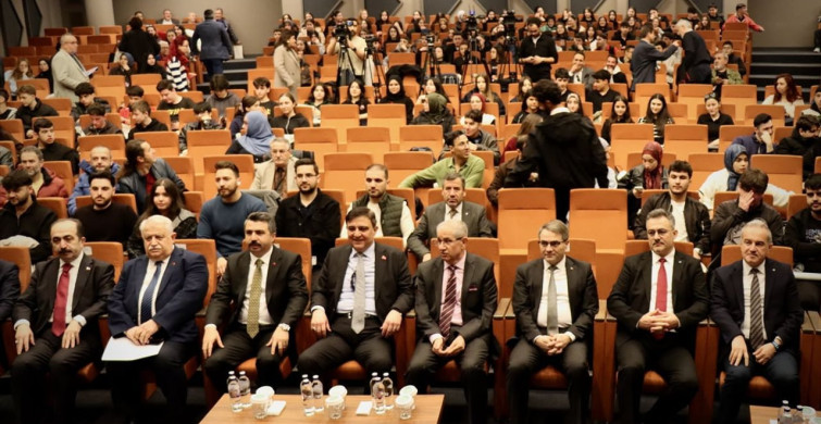 Osmanlı'nın Kuruluşu ve Bursa'nın Fethi Sempozyumu Devam Ediyor