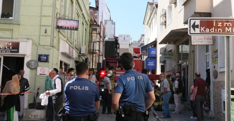 Otelde Çıkan Yangında 3 Kişi Dumandan Etkilendi!