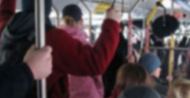Otobüste Gizlice Yanındaki Kadının Fotoğrafını Çeken Sanığa 2 Yıl Hapis Cezası