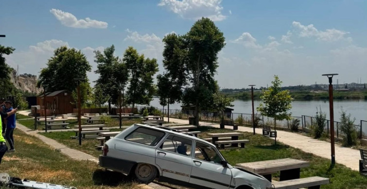 Otomobil millet bahçesine uçtu: 1 yaralı