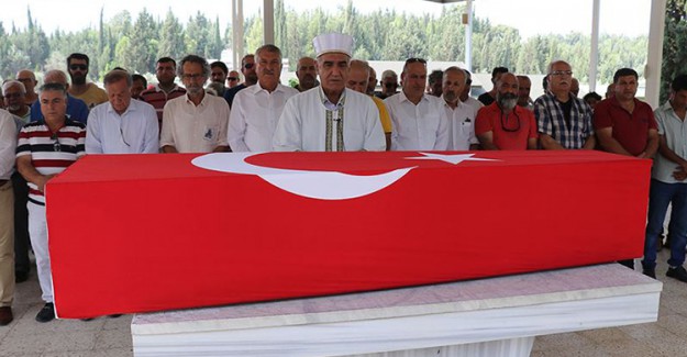 Oyuncu Cengiz Sezici Son Yolculuğuna Uğurlandı