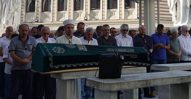 Oyuncu Haldun Ergüvenç Son Yolculuğuna Uğurlandı