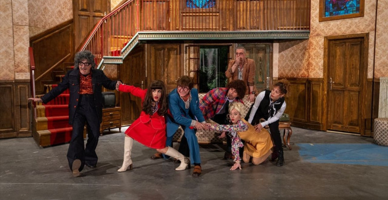 "Oyunun Oyunu" Tiyatroseverlerle Buluşuyor