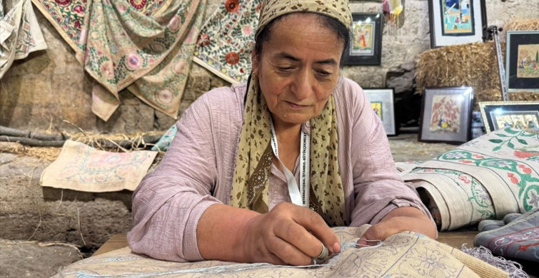 Özbek Suzani Geleneği: Renklerin ve Motiflerin Dansı