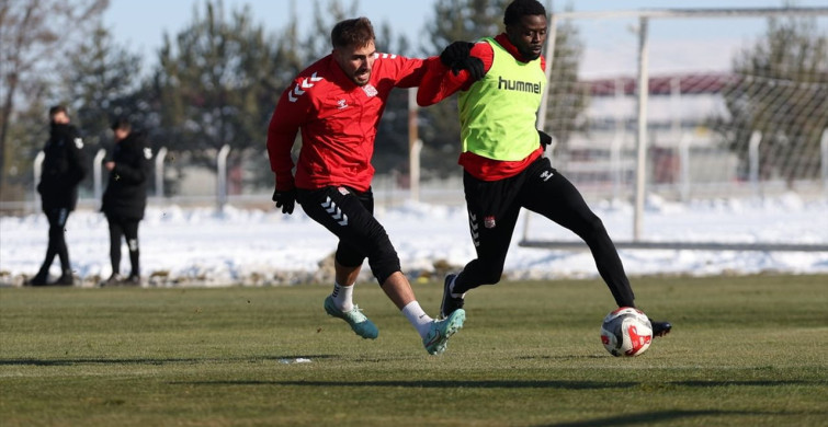 Özbelsan Sivasspor, Erzurumspor FK Maçına Hazırlıklarını Sürdürüyor