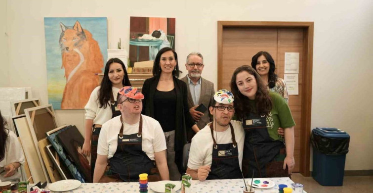 Özel Bireyler Sanatla Kendini İfade Etti