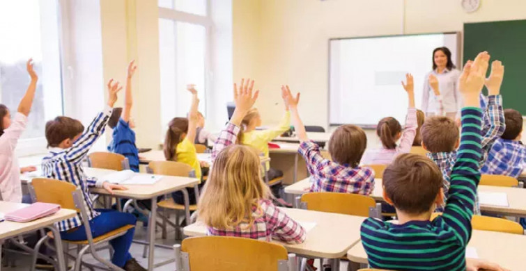 Özel okullarda yeni uygulama: Milli Eğitim Bakanlığı onaylı ücretsiz ders kitabı kullanılacak!