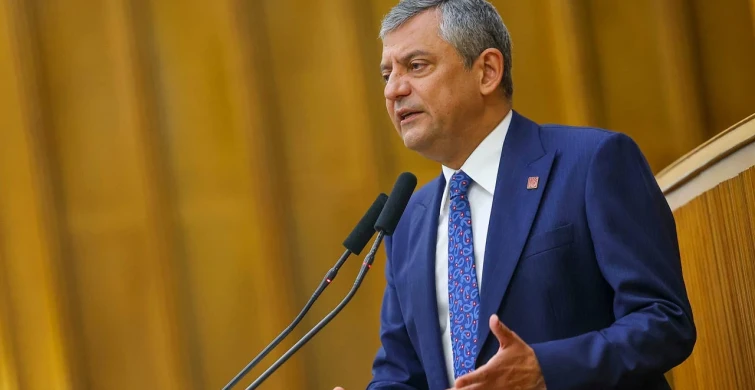 Özgür Özel: "15 Temmuz tiyatro değil, kanlı bir darbeydi"