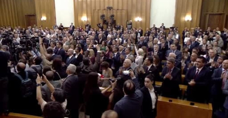 Özgür Özel: AK Parti'nin Planlarına Karşı Direniş