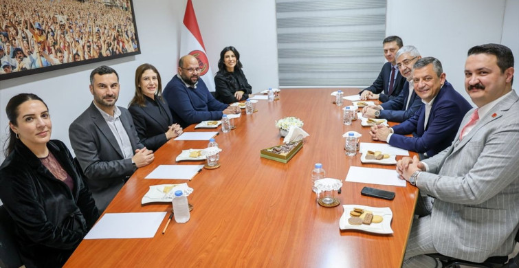 Özgür Özel, KKTC'de Yeni Yıl Konseri İçin Hazır