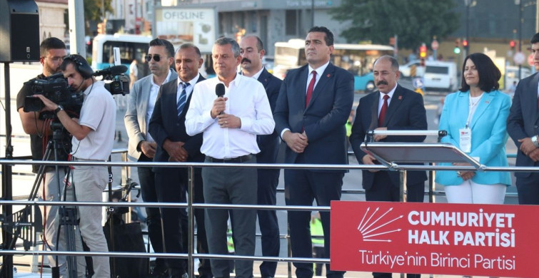 Özgür Özel Sivas Mitinginde Kardeşlik ve Birlik Vurgusu Yaptı